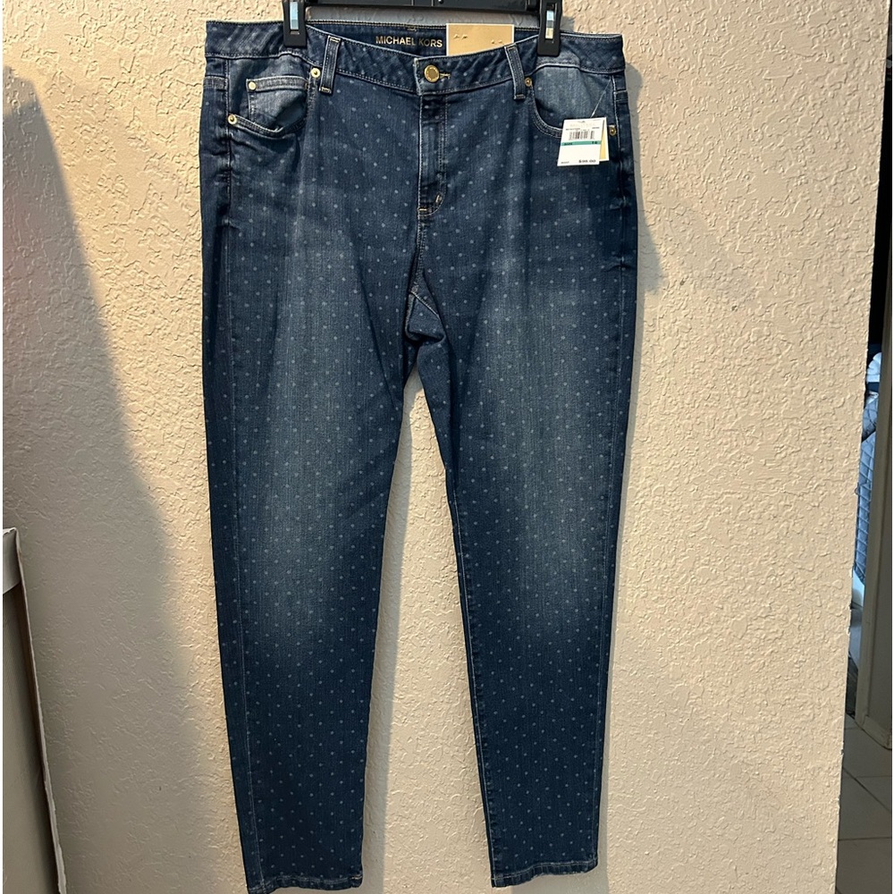 NWT Michael Kors Izzy Skinny jeans.